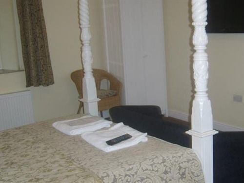 The Auld Cairn Hotel Cairnryan Luaran gambar